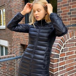 Aritzia- TNA- Botanie Long Puffer
